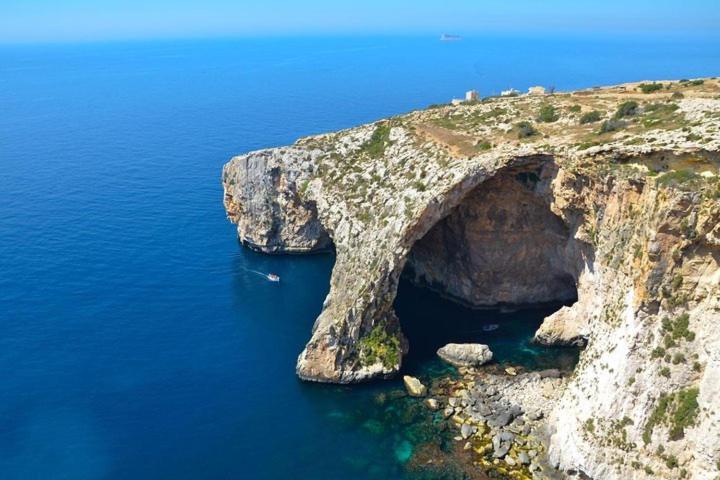Large And Modern Apartment In The Centre Of Malta Mosta Eksteriør bilde